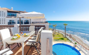 Heavenly Views from Frontline Penthouse, Marbella